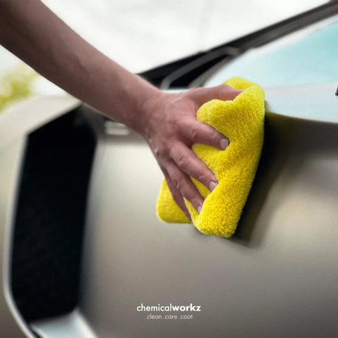 ChemicalWorkz - Edgeless Soft Touch Premium Towel yellow - Poliertuch gelb 40x40cm 500GSM_6